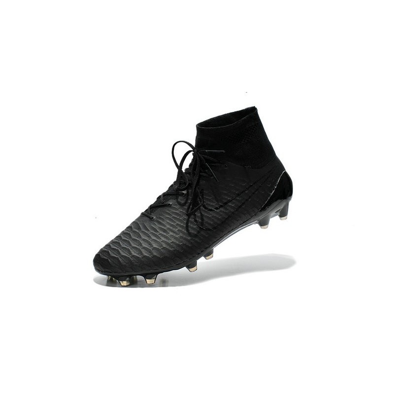 scarpe nike nere da calcio