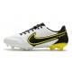 Scarpa da Calcio Nike Tiempo Legend 9 Elite FG Bianco Fumo Scuro Grigio Nero Giallo