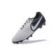 Nike Scarpa Calcio Uomo Tiempo Legend VII FG - Bianco Nero