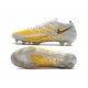 Scarpe da Calcio da Uomo Nike Phantom GT Elite FG Bianco Oro